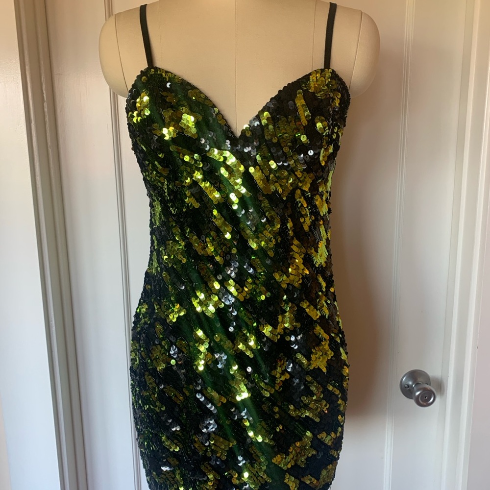 Miss Selfridge Green and Black Houndstooth Sequin Mini Dress